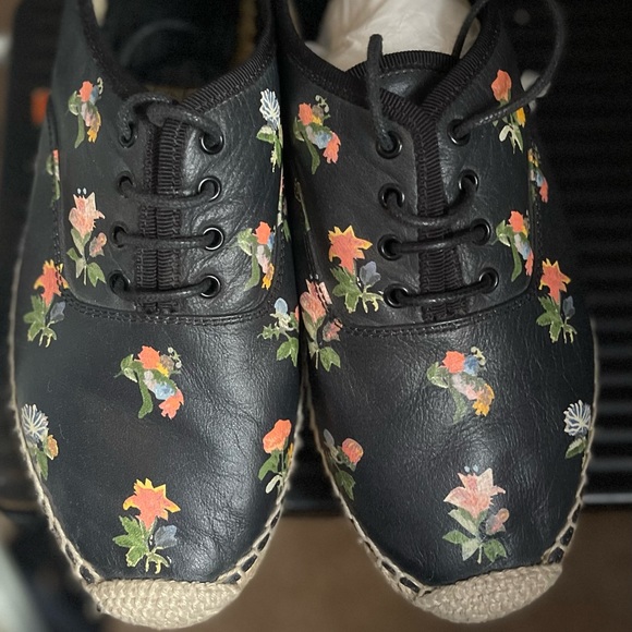 Black Floral Saint Laurent Espadrilles - Picture 1 of 4